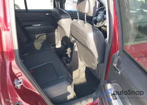 2014 Jeep Compass Latitude z USA, uszkodzony, nr VIN 1C4NJDEB8ED546369